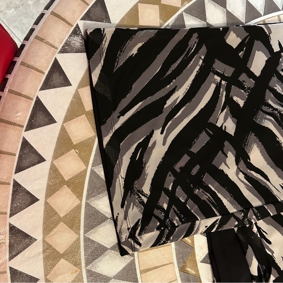 Women’s print pants slip on - Picture 3 of 4